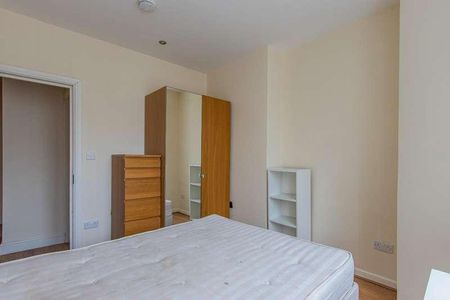 Colum Road, Cathays, CF10 - Photo 2