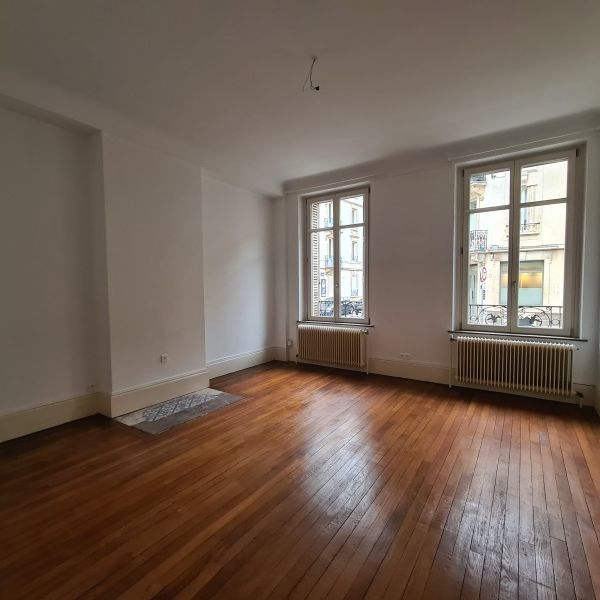 Location Appartement 100m² NANCY 54000 - Photo 1