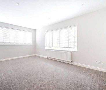 Sidney Road, Walton-on-thames, Surrey, KT12 - Photo 4