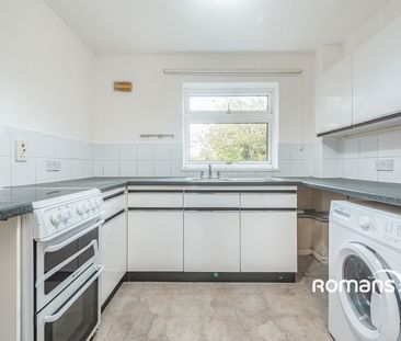 2 bedroom maisonette to rent - Photo 6