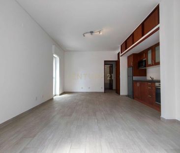 Rua Gomes Freire de Andrade 137, Parede, Portugal, Carcavelos e Par... - Photo 2