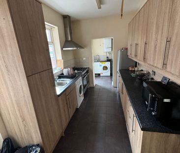 33 Wren Street, CV2 4FT - Photo 2