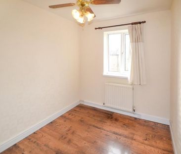 3 bedroom terraced house to rent - Photo 2
