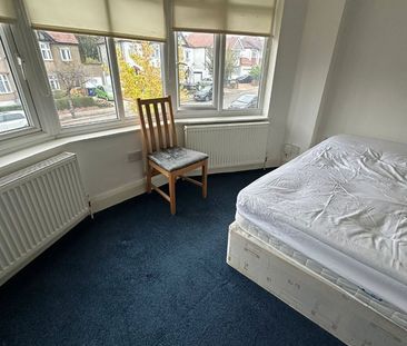 Room in a Shared House, Hendale Avenue, NW4 - Photo 4