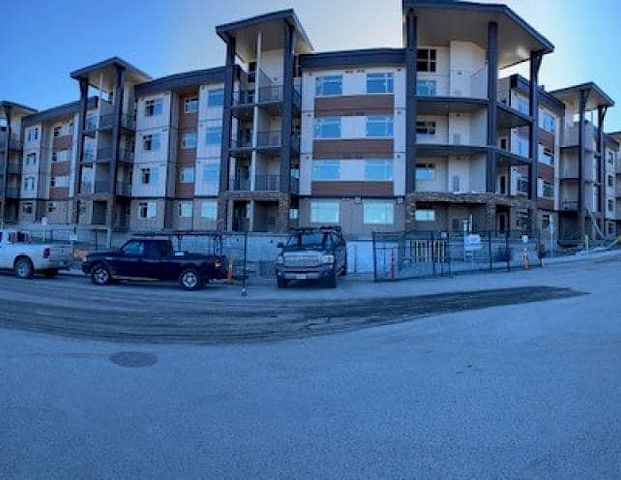 2 and 3 Bedroom units at Harbour Ridge Apartments - Photo 1