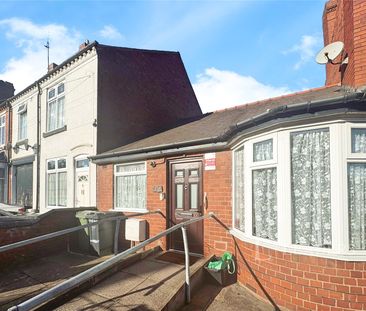 2 bedroom bungalow to rent Nimmings Road, Halesowen, West Midlands,... - Photo 6