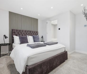 2 Bedroom House - Mid Terrace - Photo 6