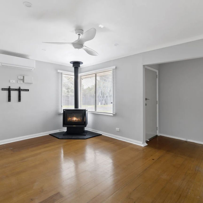 A renovated gem and family home in great location! - Photo 1