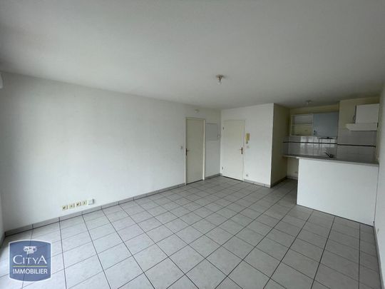 Location Appartement 2 pièces 42m² POITIERS 86000 - Photo 1