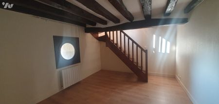 Appartement T2 de 34,10 m2, 2e étage, petite résidence centre village, - Photo 2