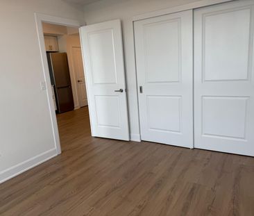 For Lease - 3240 William Coltson Avenue Unit# 1106, Oakville, Ontario - Photo 6