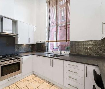 Kensington House, Repton, IG8 - Photo 6