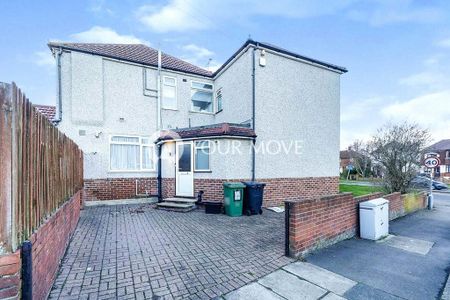 1 bedroom in a house share to rent - Photo 4