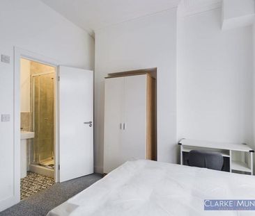 Borough Road, Middlesbrough - Photo 6