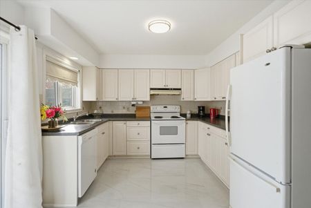 For Lease - 2999 Lakeside Drive Unit# Upper Level, Severn, Ontario - Photo 5