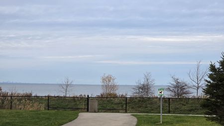 For Lease - 101 Shoreview Place Unit# 437, Hamilton, Ontario - Photo 4