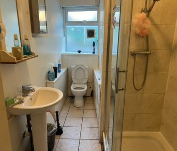 2 Bed Terraced House, Ilkeston Road, NG7 - Photo 6