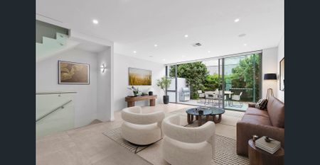 Stylish 3-Bedroom Townhouse Offering Urban Lifestyle, Quality & Prestige - Photo 2