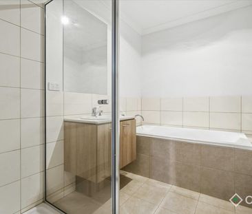 POWER SAVING HOME! - Photo 2