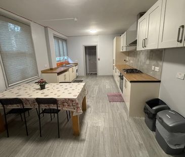 Room in a Shared House, Philip Lane, N15 - Photo 3