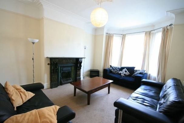 Delph lane, Woodhouse, Leeds - Photo 1