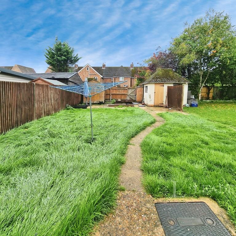 3 bedroom terraced house to rent - Photo 1