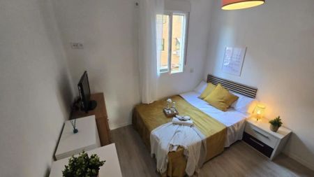 Apartamento de alquiler en Moscardó - Foto 2