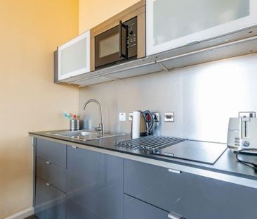 Studio to rent - Photo 5
