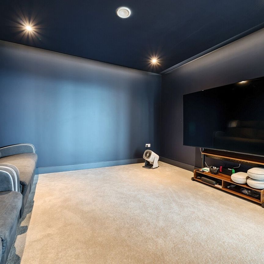 4 bedroom apartment to rent - Photo 1