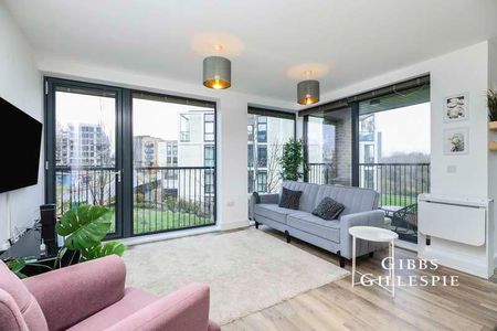 Tangmere Crescent, Uxbridge, UB10 - Photo 3