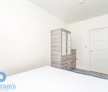 1 bed Apartment for Rent - Photo 2