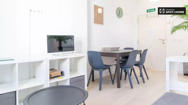 3-bedroom apartment for rent in San Isidro, Madrid. - Foto 1