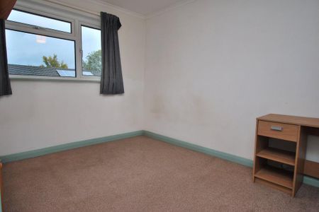 2 bedroom terraced house to rent - Photo 3