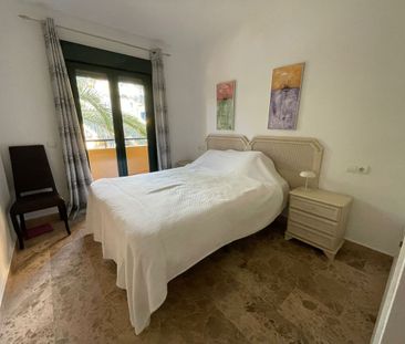 Middle Floor Apartment · San Pedro de Alcántara - Photo 5