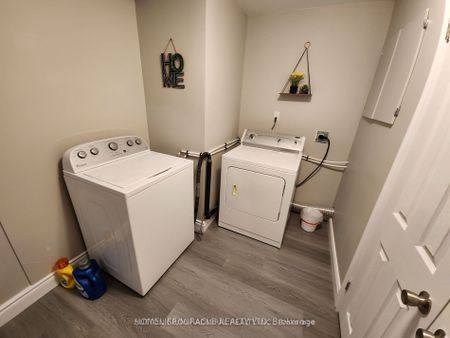 For Lease - 70 Hawthorne Crescent Unit# Bsmt, Barrie, Ontario - Photo 2