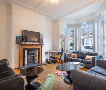 5 bedroom terraced house to rent - Photo 1