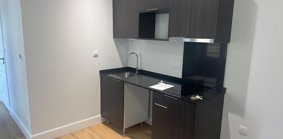 Location Appartement 1 pièce 34m² MONTAUBAN 82000 - Photo 2