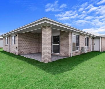 NEW BUILD IN THE SPRINGS ESTATE - Photo 3