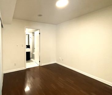 Phoebe on Queen Lofts 18 , #321 - Photo 5