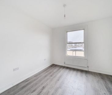 5 bedroom semi-detached house to rent - Photo 6