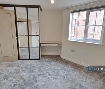 2 bedroom flat to rent - Photo 2