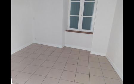 Location Appartement 2 pièces 37 m² Rosnay - Photo 2