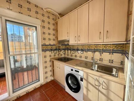 Alquiler de piso en Calle Manuel Amaro - Photo 4