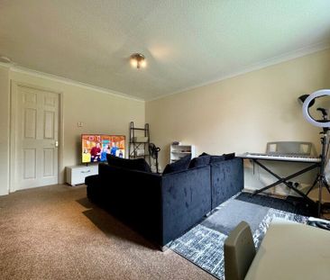 Alderwood, Chineham, Basingstoke, Hampshire, RG24 - Photo 5