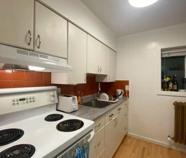 New York Apartments — Studio - SRO - C2, utilities included - Photo 4