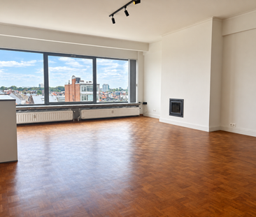 2-slpk app met houtkachel en panoramisch zicht op het Zuid - Photo 1