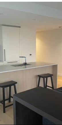 Downtown Vancouver 2 bedroom condo for rent - Photo 1