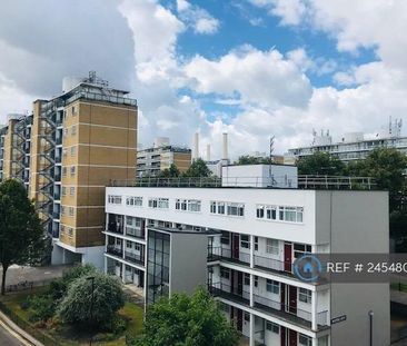 1 bedroom in a flat share to rent - Photo 6