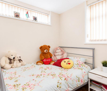 2 bedroom private hall to rent - Photo 3