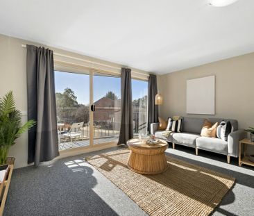 North Facing 2 Bedroom Apartment - Photo 4